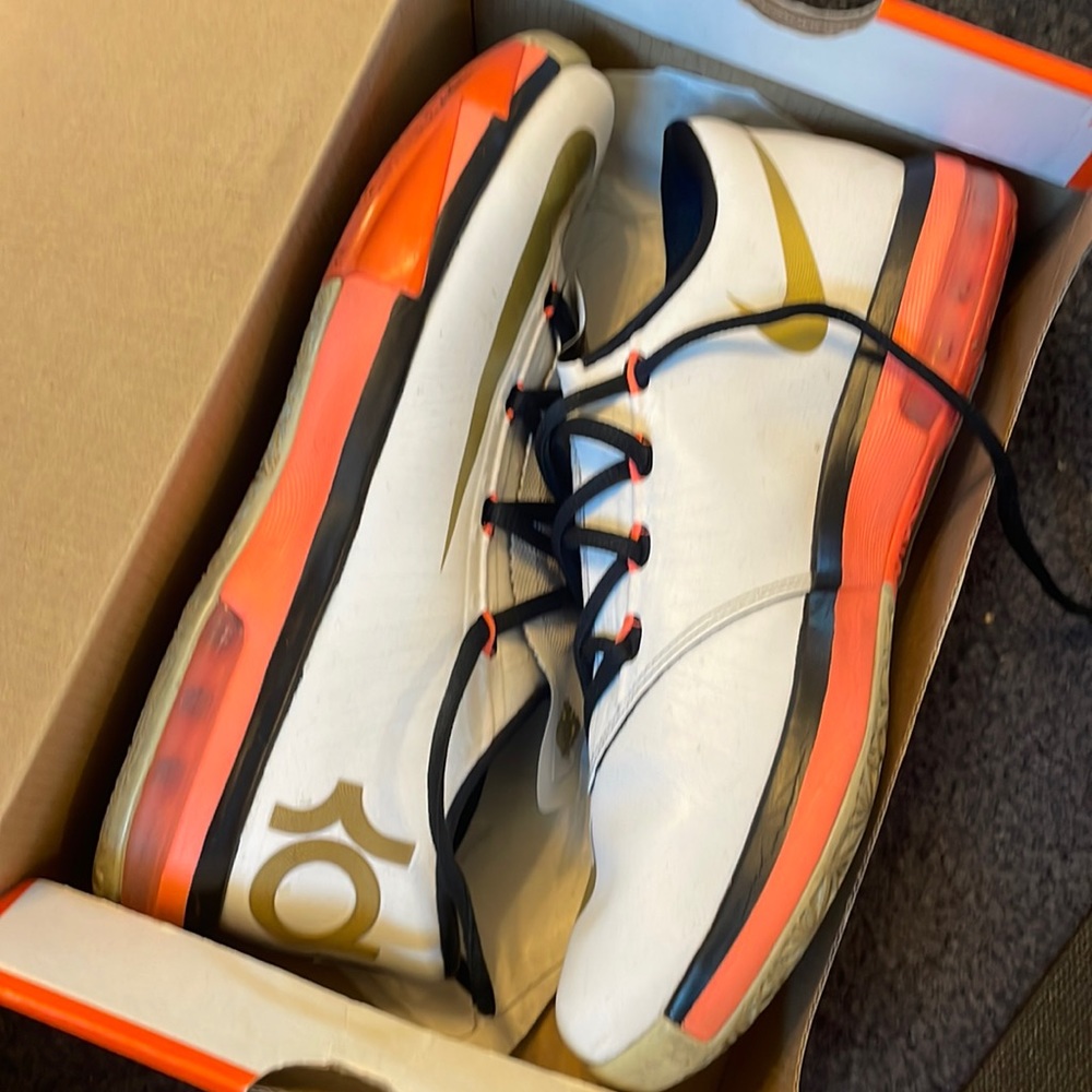 KD VI